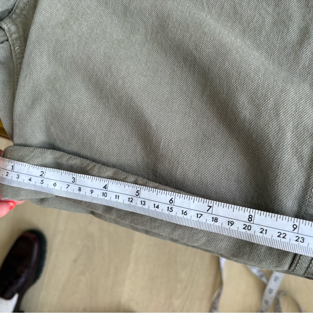 Denim Forum Joni Bermuda Shorts - 100% cotton in olive/khaki - Picture 12 of 12